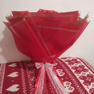 Buchet cu 101 trandafiri de săpun parfumați  pentru mama - casă & stil de viață - accesorii pentru decorat casa - suport de flori - buchete de flori - Artynos.ro