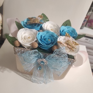 Aranjament cu trandafiri de săpun parfumați premium  - casă & stil de viață - accesorii pentru decorat casa - suport de flori - buchete de flori - Artynos.ro