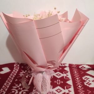 Buchet cu trandafiri de săpun parfumați și plante uscate  - casă & stil de viață - accesorii pentru decorat casa - suport de flori - buchete de flori - Artynos.ro