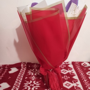 Buchet cu trandafiri de săpun parfumați și Stitch  - casă & stil de viață - accesorii pentru decorat casa - suport de flori - buchete de flori - Artynos.ro