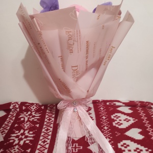 Buchet cu trandafiri de săpun parfumați și Stitch  - casă & stil de viață - accesorii pentru decorat casa - suport de flori - buchete de flori - Artynos.ro