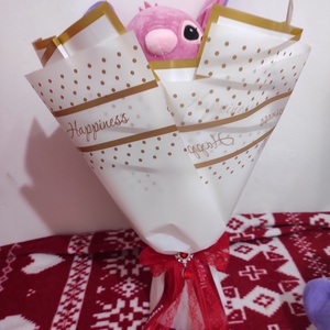 Buchet cu trandafiri de săpun parfumați și Stitch  - casă & stil de viață - accesorii pentru decorat casa - suport de flori - buchete de flori - Artynos.ro