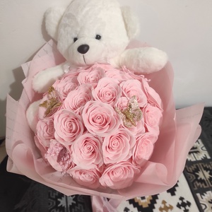 Buchet cu 25 trandafiri de săpun parfumați premium și ursulet - casă & stil de viață - accesorii pentru decorat casa - suport de flori - buchete de flori - Artynos.ro