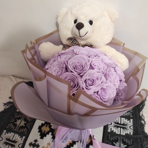Buchet cu 25 trandafiri de săpun parfumați premium și ursulet - casă & stil de viață - accesorii pentru decorat casa - suport de flori - buchete de flori - Artynos.ro