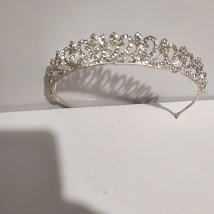 Coroana pentru mireasa - accesorii nuntă - ornamente de păr de nuntă - coroană de cap mireasă - Artynos.ro