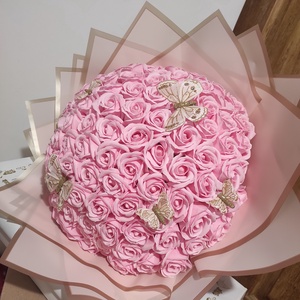 Buchet cu 101 trandafiri de sapun parfumati - Artynos.ro