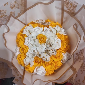 Buchet cu trandafiri de sapun parfumati  , Casa & Stil de viata, Accesorii pentru decorat casa, Suport de flori, Buchete de flori, Altele, Aranjament de flori, ARTYNOS