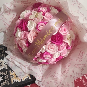 Buchet cu 101 trandafiri de săpun parfumați   - casă & stil de viață - accesorii pentru decorat casa - suport de flori - buchete de flori - Artynos.ro
