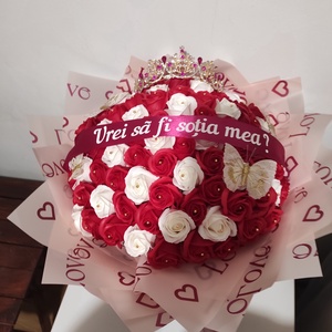 Buchet cu 101 trandafiri de săpun parfumați cerere căsătorie - casă & stil de viață - decorațiuni de casă - accesorii florale - buchete de flori - Artynos.ro