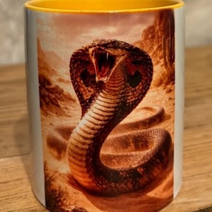 Cana cu model cobra in desert, Casa & Stil de viata, Echipamente de bucatarie, Accesorii de servire, Cani, Fotografie, grafica, desen, ilustratie, Grafica canii este realizata pe baza unui desen digital, bazat pe o idee proprie, ceea ce face fiec..., ARTYNOS