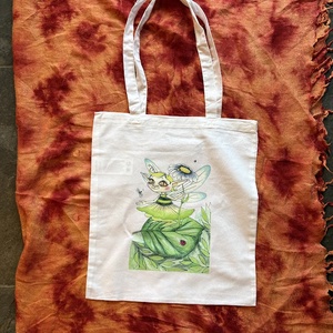 Sac din panza alb cu model de zana verde - Artynos.ro