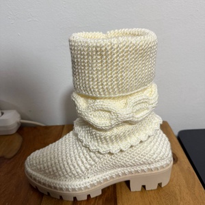 Botine scurte Nr 37 - îmbrăcăminte și modă - pantofi, papuci, șosete - sandale - Artynos.ro