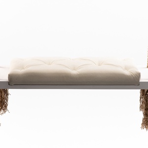 Leagăn extra large, alb cu tapițerie alb pentru adulți, Casă & Stil de viață, Accesorii pentru casă și grădină, Mobilier și bănci de grădină , Prelucrarea lemnului, Obiecte pictate, ARTYNOS