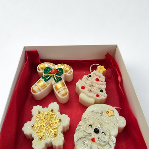 Pachet de Sarbatori Handmade  Fulg de Nea, Mos Craciun, Clopotel si Bradut - Artynos.ro