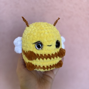 Horgolt méhecske - jucării și echipamente pentru copii - plușuri - figurine de pluș - Artynos.ro