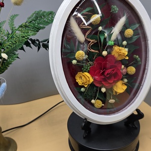 Tablou oval cu flori criogenate/conservate, , , ARTYNOS