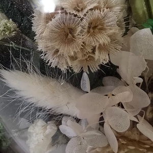 Tablou rotund realizat manual cu flori naturale criogenate - casă & stil de viață - decorațiuni de casă - decorațiuni de pereți - decorațiuni cu licheni - Artynos.ro