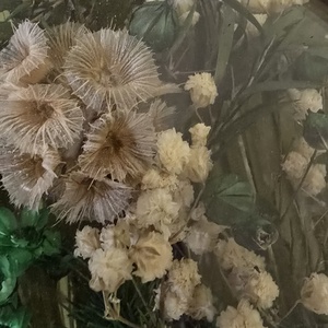 Tablou rotund realizat manual cu flori naturale criogenate - casă & stil de viață - decorațiuni de casă - decorațiuni de pereți - decorațiuni cu licheni - Artynos.ro