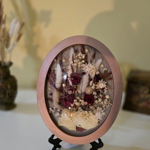 Tablou cu flori naturale conservate în ramă ovală, cu sticlă acrilică bombată - casă & stil de viață - decorațiuni de casă - decorațiuni de pereți - tablou cu licheni - Artynos.ro
