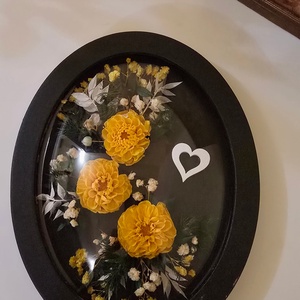 Tablou oval cu flori naturale conservate � eleganță în detalii - casă & stil de viață - decorațiuni de casă - accesorii florale - buchete de flori - Artynos.ro