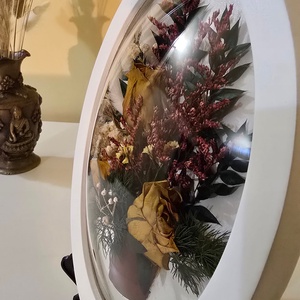 Tablou oval cu flori naturale conservate � eleganță în detalii - casă & stil de viață - decorațiuni de casă - accesorii florale - buchete de flori - Artynos.ro
