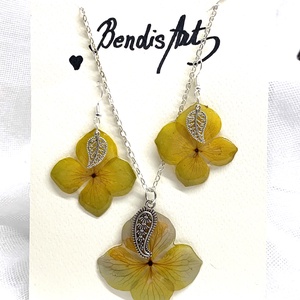 Set Bijuterii unicat  din rasina flori naturale - accesorii nuntă - bijuterii mireasă - cercei mireasă - Artynos.ro