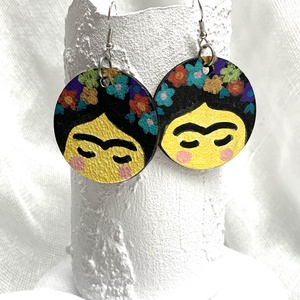 Set bijuterii unicat -pictat manual (motiv Frida Kahlo ) - bijuterii - seturi de bijuterii - Artynos.ro