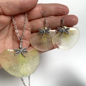 Set bijuterii handmade unicat din rasina si orhidee naturale - Artynos.ro