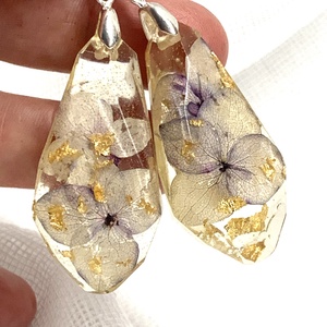 Set bijuterii handmade unicat din rasina si flori naturale - accesorii nuntă - bijuterii mireasă - set bijuterii de mireasă - Artynos.ro