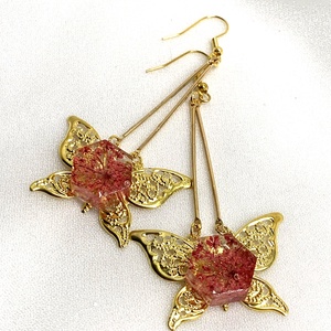 cercei handmade unicat din rasina si flori naturale, Bijuterii, Cercei, Cercei agățați, Confecționarea bijuteriilor, ARTYNOS