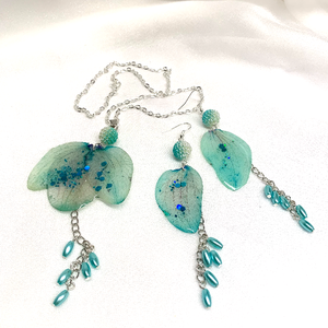 set bijuterii handmade unicat din rasina si flori naturale - Artynos.ro