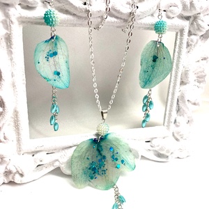 set bijuterii handmade unicat din rasina si flori naturale - bijuterii - seturi de bijuterii - Artynos.ro