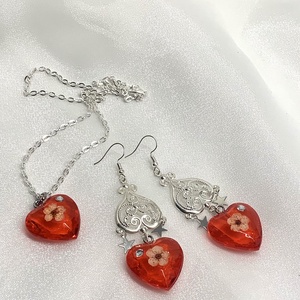 set bijuterii handmade unicat din rasina si flori naturale - accesorii nuntă - bijuterii mireasă - set bijuterii de mireasă - Artynos.ro