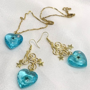 set bijuterii handmade unicat din rasina si flori naturale - accesorii nuntă - bijuterii mireasă - set bijuterii de mireasă - Artynos.ro