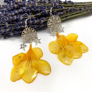 cercei handmade unicat din rasina si flori naturale, Bijuterii, Cercei, Cercei agățați, Confecționarea bijuteriilor, ARTYNOS
