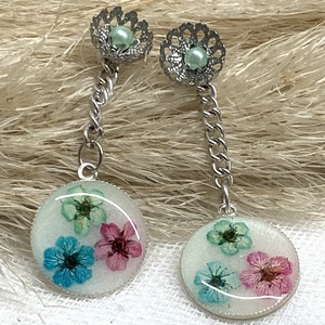 Cercei handmade unicat cu flori naturale și rășină, Bijuterii, Cercei, Cercei agățați, Confecționarea bijuteriilor, ARTYNOS