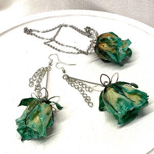 Set bijuterii handmade unicat din rasina si trandafiri naturali, Accesorii nuntă, Bijuterii mireasă, Set bijuterii de mireasă, Confecționarea bijuteriilor, ARTYNOS