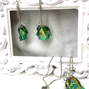 Set bijuterii handmade unicat din rasina si trandafiri naturali - accesorii nuntă - bijuterii mireasă - set bijuterii de mireasă - Artynos.ro