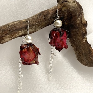 cercei handmade unicat din rasina si flori naturale, Bijuterii, Cercei, Cercei și ornamente pentru urechi, Confecționarea bijuteriilor, ARTYNOS