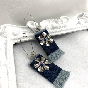Cercei handmade unicat din denim albastru  00075 - bijuterii - cercei - cercei drop - Artynos.ro