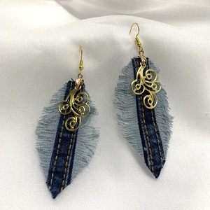 Cercei handmade unicat din denim albastru 00079, Bijuterii, Cercei, Cercei drop, Confecționarea bijuteriilor, ARTYNOS