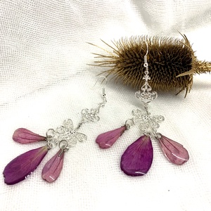 cercei handmade unicat din rasina si flori naturale 00092 - bijuterii - cercei - cercei drop - Artynos.ro