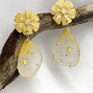 cercei handmade unicat din rasina si flori naturale 00117 -  - Artynos.ro
