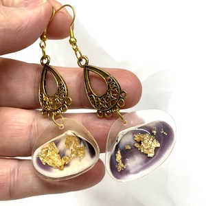 cercei handmade unicat din rasina si scoici naturale 00537 -  - Artynos.ro