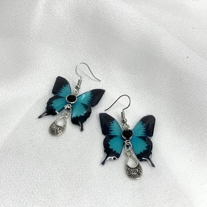 cercei handmade unicat din rasina 00571 - Artynos.ro