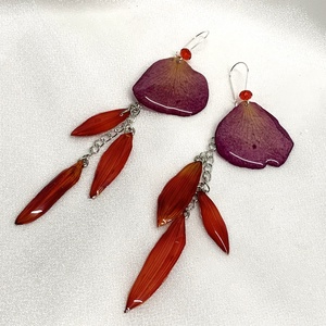 cercei handmade unicat din rasina si flori naturale 00585 - bijuterii - cercei - cercei drop - Artynos.ro