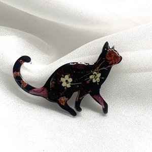 Brosa handmade unicat - din rasina 00593 - Artynos.ro