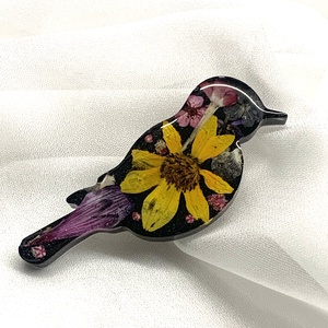 Brosa handmade unicat - din rasina 00594 - Artynos.ro