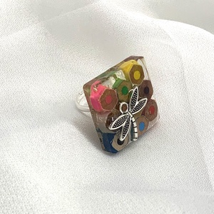 Inel handmade din creioane colorate si rasina  00589 - bijuterii - inele - inele figurate - Artynos.ro