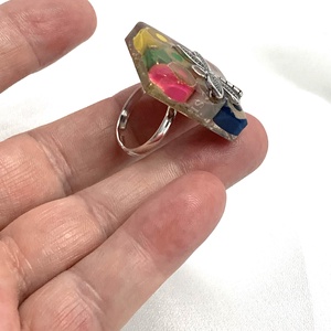 Inel handmade din creioane colorate si rasina  00589 - bijuterii - inele - inele figurate - Artynos.ro